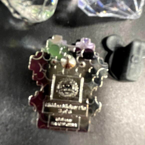 Disney Lucifer Trading Pin Villain Cinderella Cat Hidden Mickey Brooch Lapel Pin - Picture 3 of 6